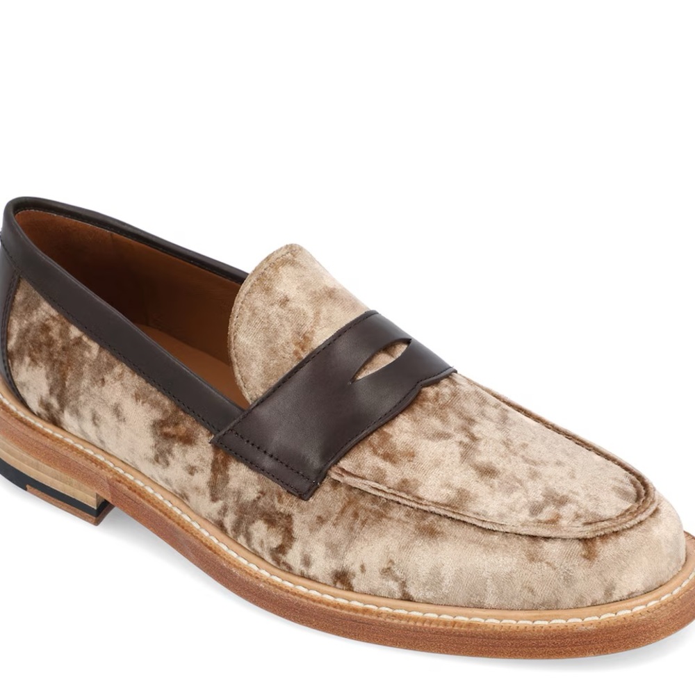 The Fitz Loafer in Champagne